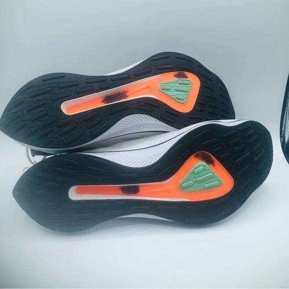 Nike Unisex Exp-X14 QS Running Shoe Size 10.5 - Picture 7 of 9